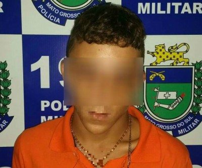 PM prende homem com maconha que seria vendida em casa de shows