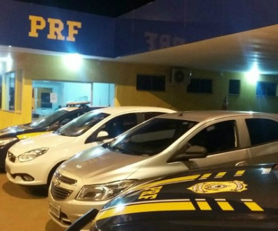 Em 10 minutos, PRF apreende dois carros clonados na BR-262