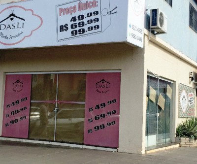 Loja Dasli Roupas Femininas faz liquidação e vende tudo por R$ 29,99