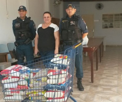 Polícia Militar realiza doação de alimentos para instituição de Três Lagoas