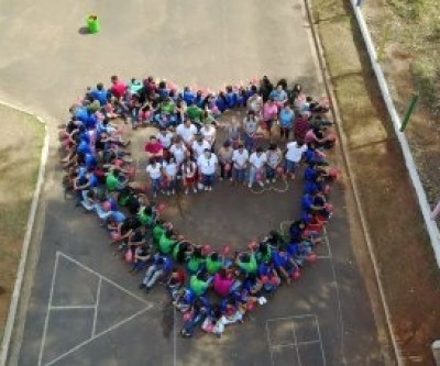 Escola de Campo de Três Lagoas realiza almoço para comemorar 10 anos de fundação