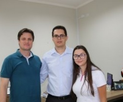 André Bittencourt recebe visita de representantes da UFMS e conversa sobre segurança e iluminação na universidade
