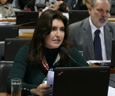 Simone diz que ditadura ‘não é a solução’ e que política ‘parou o Brasil’