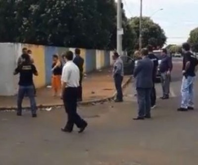 Polícia apura se homem esfaqueado por 