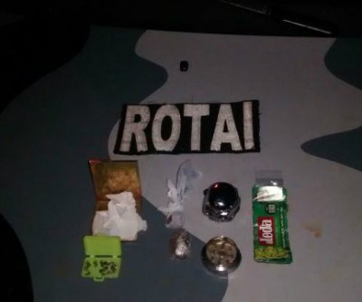Ao atender chamado,  ROTAI encontra droga em residência 