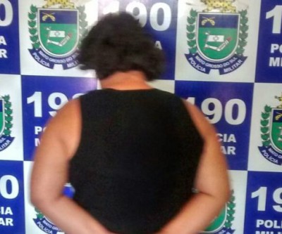 Paciente perde o controle em posto de saúde e precisa ser contida pela Polícia Militar