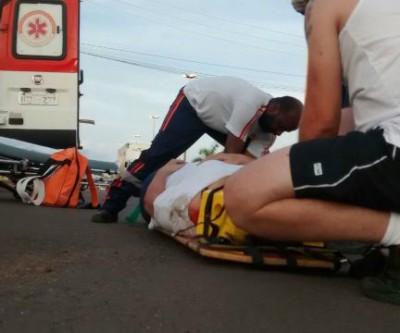 Acidente envolvendo carro e moto no perímetro urbano da BR-262 deixa mulher ferida