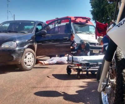 Mulher “fecha” motociclista e causa acidente no bairro JK  