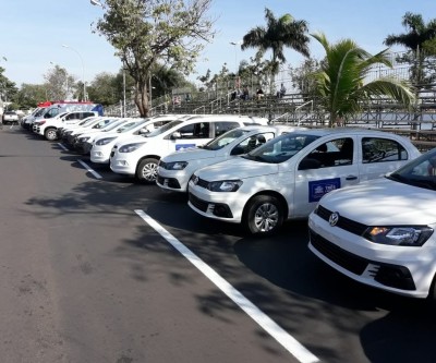 Carros são entregues no aniversário da cidade e investimentos realizados são divulgados