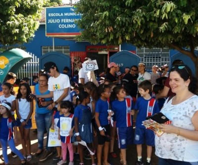 Escola Municipal “Júlio Fernandes Colino” realiza Exposição Literária