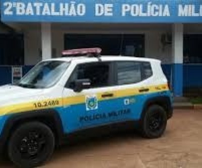 Embriagada, mulher fica nua e começa a quebrar objetos da casa do ex-marido 