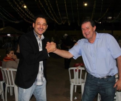 Recepcionado pelo prefeito Waldeli Rosa, deputado Eduardo Rocha prestigia 16ª Costa Caipira