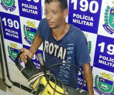 Usuário de drogas é flagrado com máquina de pressão que possivelmente foi furtada