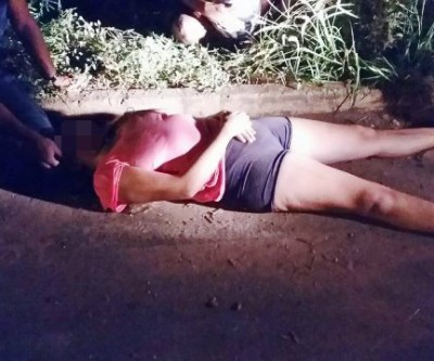 Jovem acha que esta sendo seguida, se assusta e sofre acidente na Avenida Ponta Porã