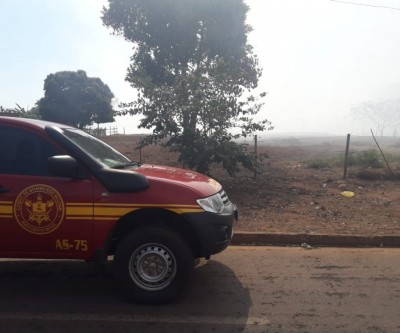 Vegetação no entorno da Segunda Lagoa é consumida por incêndio