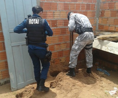 ROTAI apreende mais de 11kg de maconha; suspeito disse que iria fumar toda a droga