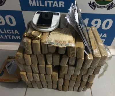 Força Tática apreende 62 kg de drogas no Residencial Orestinho