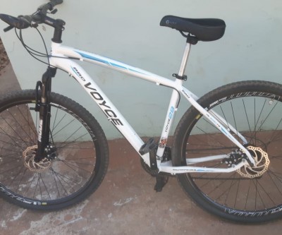 Jovem é flagrado com bicicleta furtada no bairro Vila Piloto