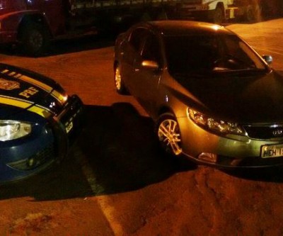 Auxiliar de veterinário é preso com carro “finan” durante fiscalizações do Moto Show 