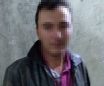 Homem quebra móveis de casa e tenta suicídio dentro de viatura policial