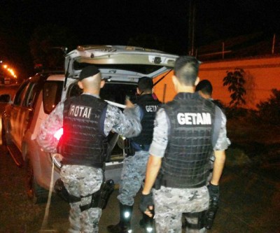 Adolescente tenta furtar cinco veículos e é detido por populares  no bairro Vila Nova