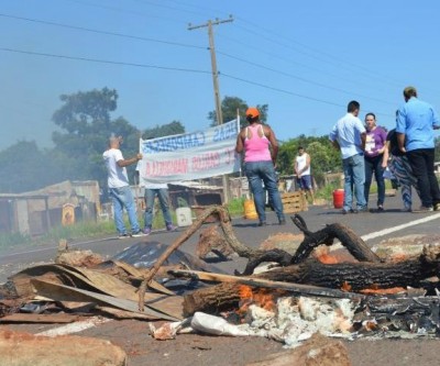 Trecho da BR-262 em Campo Grande é liberado por sem-terra