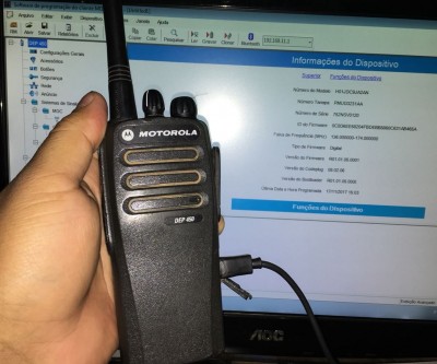 Adolescente é detido com rádio transmissor usado para avisar sobre movimentação policial