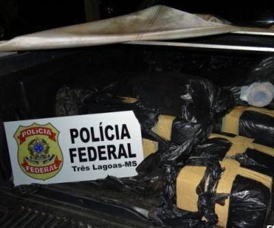 PF de Três Lagoas procura por homens que abandonaram veículo com 204 kg de maconha