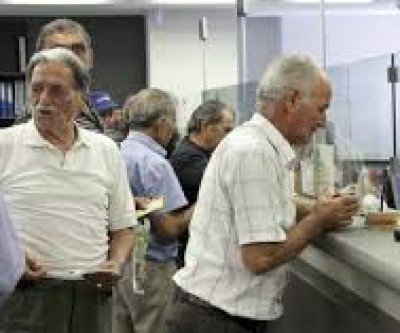 Idosos com mais de 70 anos têm direito a sacar R$ 7,5 bilhões do PIS/Pasep
