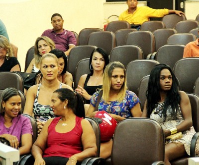 Câmara aprova direito à identidade social de travestis e transexuais