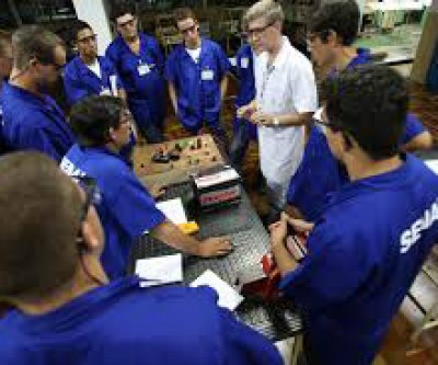 Senai abre prazo para indústrias reservarem vagas em 7 cursos de aprendizagem