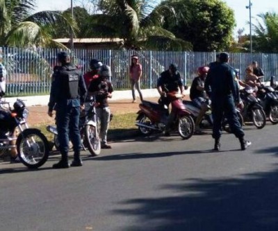 Veículo ViaPK do DETRAN é usado em blitz na cidade de Três Lagoas