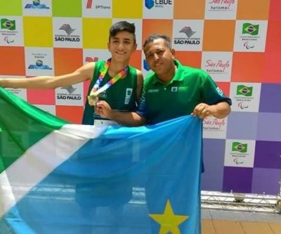 Três-lagoense representa MS em competição nacional de Para-Badminton