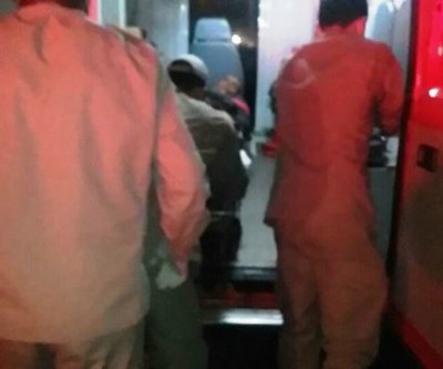 Em possível “acerto de contas”, homem sofre tentativa de homicídio na frente de bar 