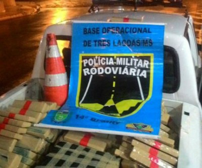 PRE de Três Lagoas apreende mais de 400 kg de maconha na MS 395