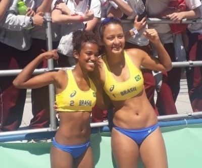 Aninha e Thamela vencem dupla do Canadá e se aproximam da classificação