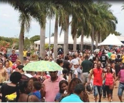 Dia de Finados reúne cerca de 11 mil pessoas no Cemitério Municipal de Três Lagoas
