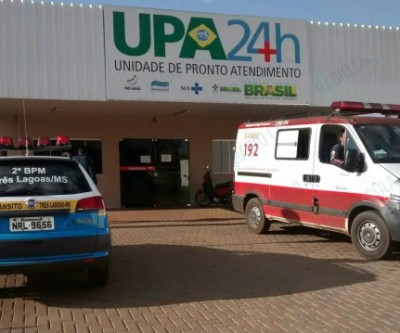 Funcionário de “troca tudo” reage a assalto e é baleado em plena luz do dia 