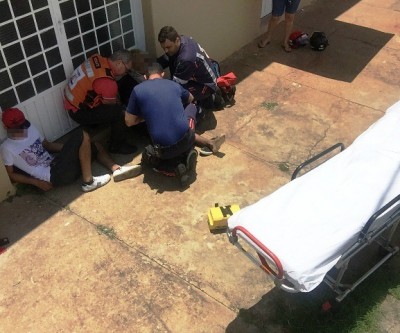 Fiat Uno invade preferencial e causa acidente no Vila Nova 