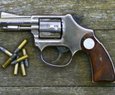 Arma de fogo é apreendida durante abordagem de rotina no bairro Jardim Itamarati
