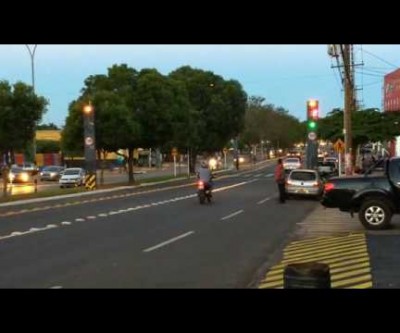 População reclama de radar que multa até “carro parado” em avenida de Três Lagoas 