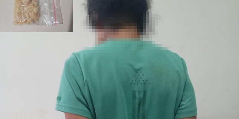 Tentou fugir de bike elétrica e “mocozar” crack no “bilau”: Homem é preso após descumprir medida protetiva da própria mãe