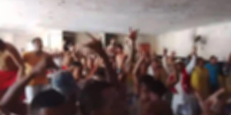 “Farra da Cocaína” dentro de presídio: Presos fazem festa de aniversário do PCC, gravam vídeo e acabam identificados