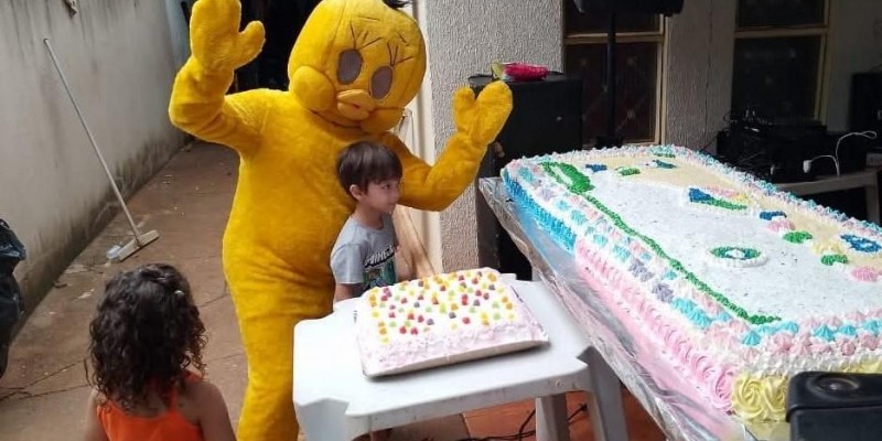 Ainda dá tempo de ajudar na festa das crianças da Vila Haro, com doações para a confecção do bolo e brinquedos