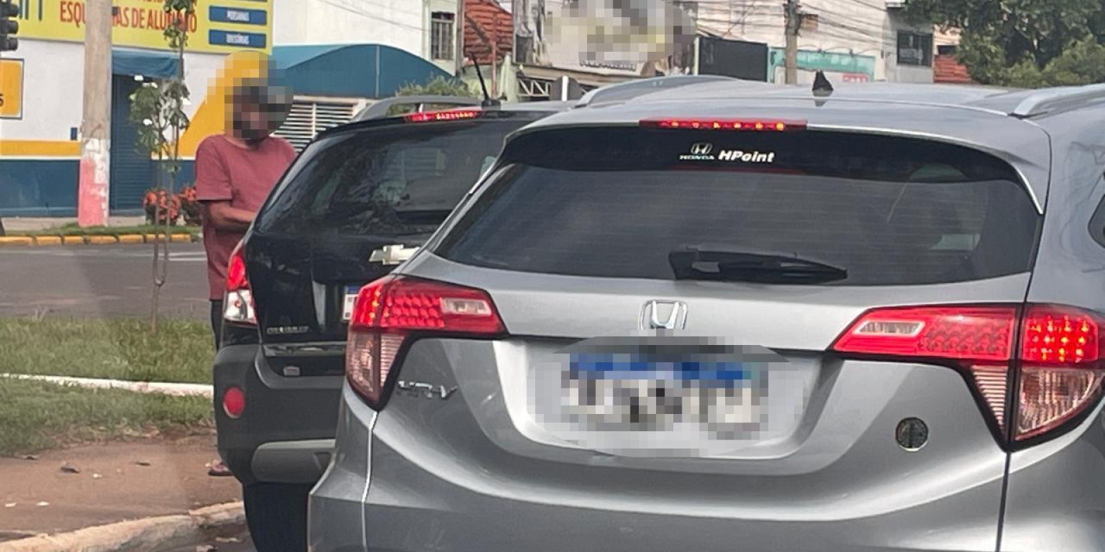 Você é contra ou a favor da retirada dos andarilhos que perambulam nas ruas de Três Lagoas? Dê sua opinião