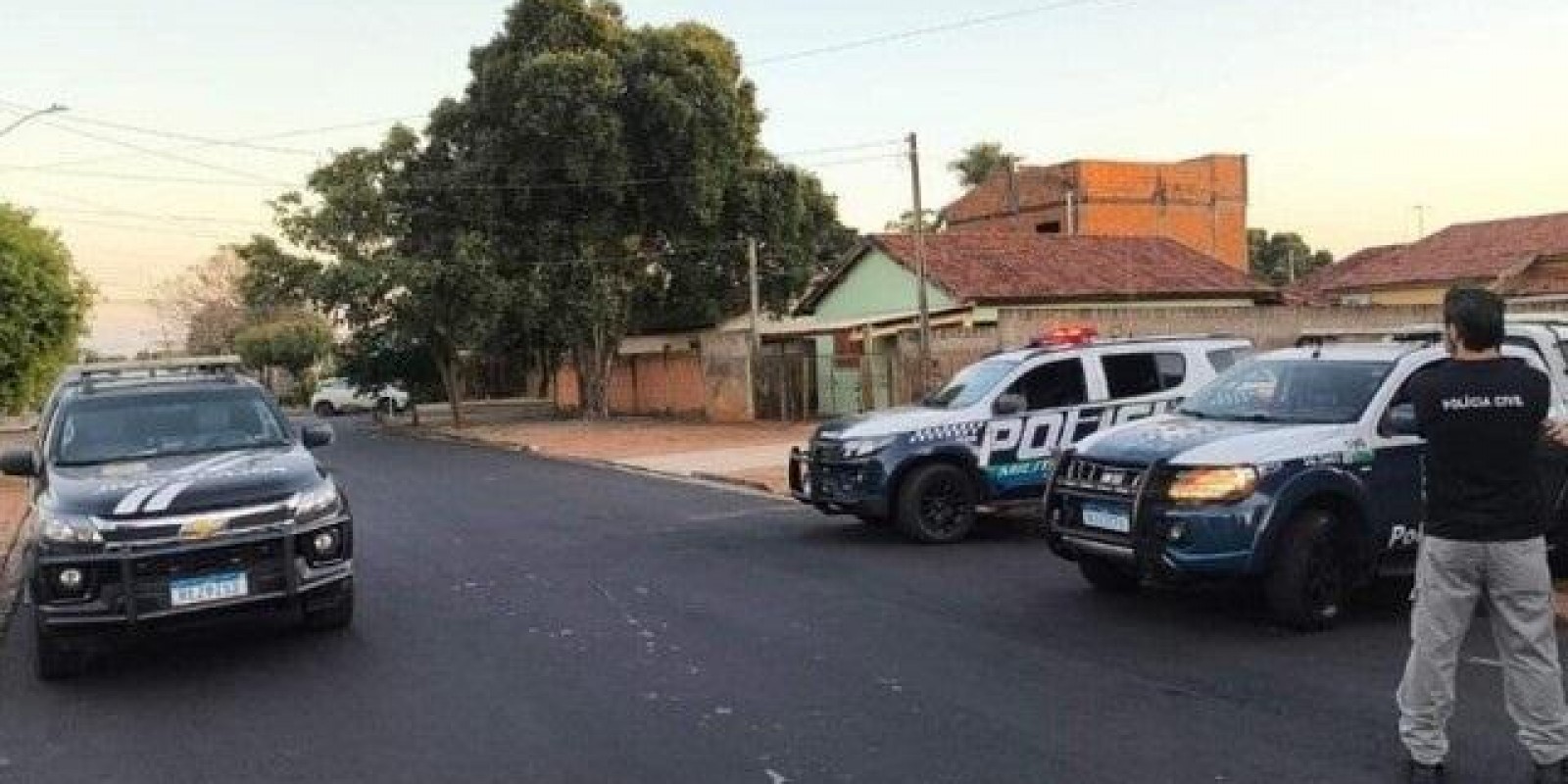 De dentro da cadeia, líderes do Comando Vermelho teriam ordenado ataques em Três Lagoas; dupla é transferida para presídio federal