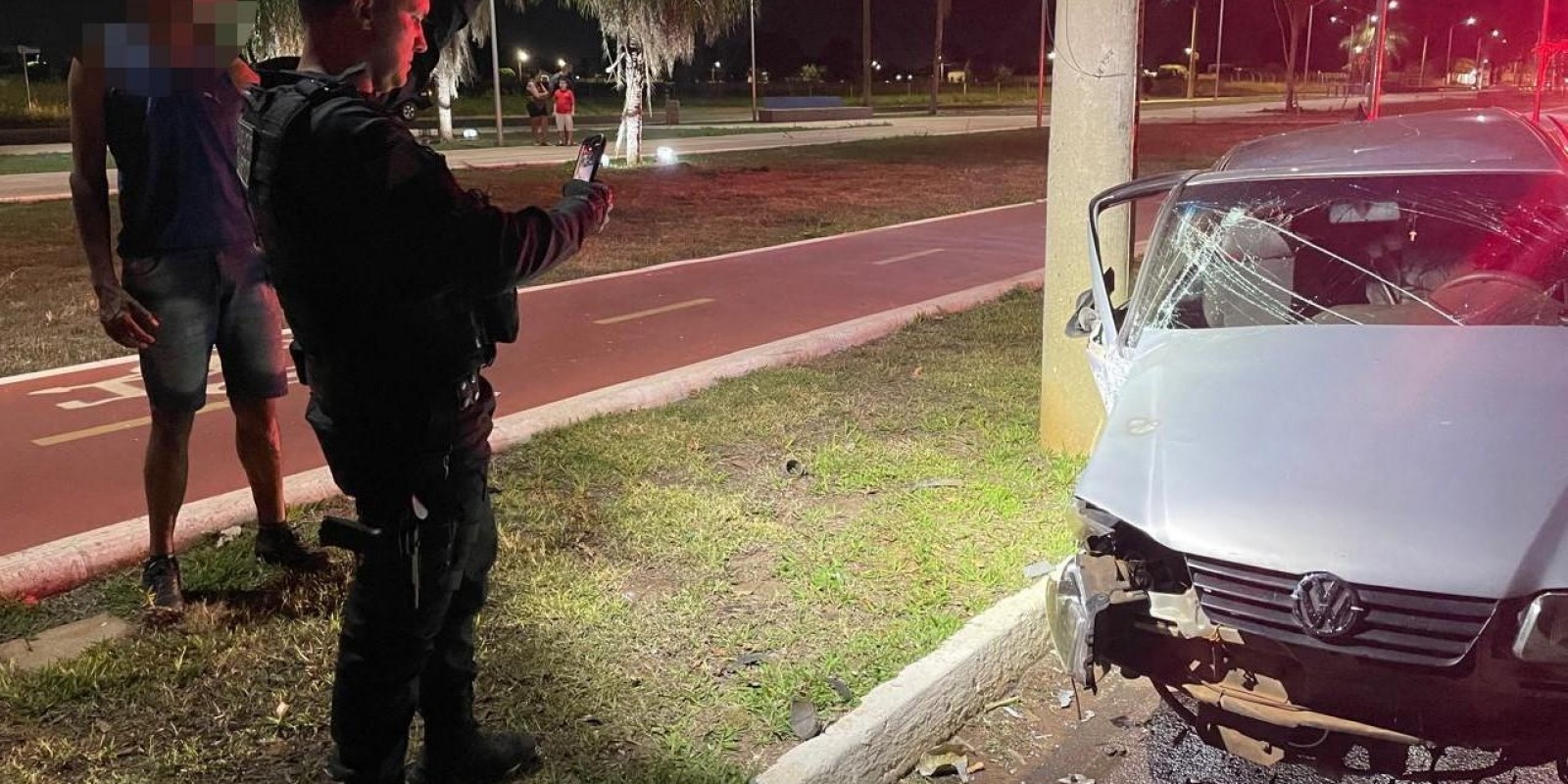 “Jacaré do Rodeio” troca a arena pelo poste, apaga bairros e termina a noite na delegacia de Três Lagoas  