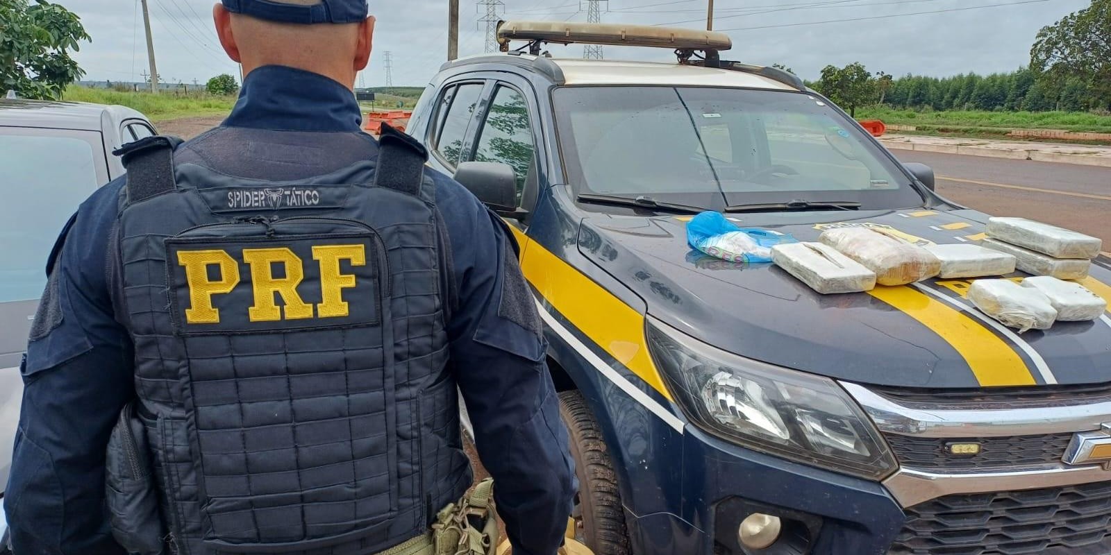 VEJA O VÍDEO: Passageiro usa carro de aplicativo para transportar drogas e é preso na BR-262 em Três Lagoas