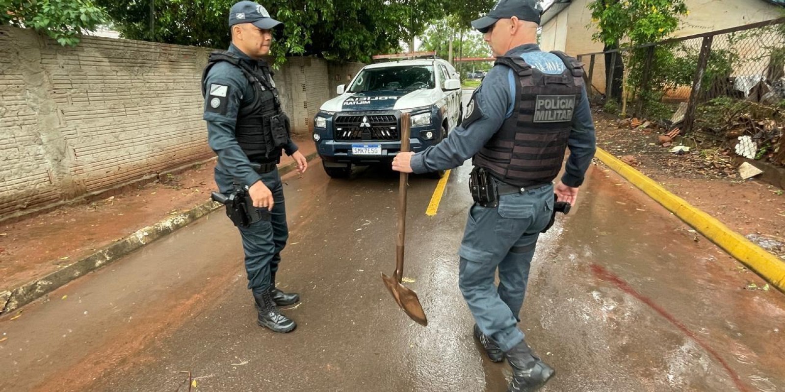 Final dos tempos: Filho de 26 anos agride pai de 65 com vários golpes de pá na cabeça em Três Lagoas