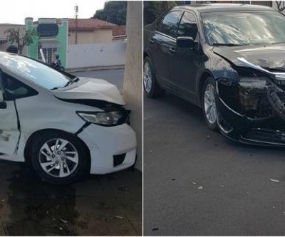 Leitor registra acidente entre dois carros no bairro Lapa